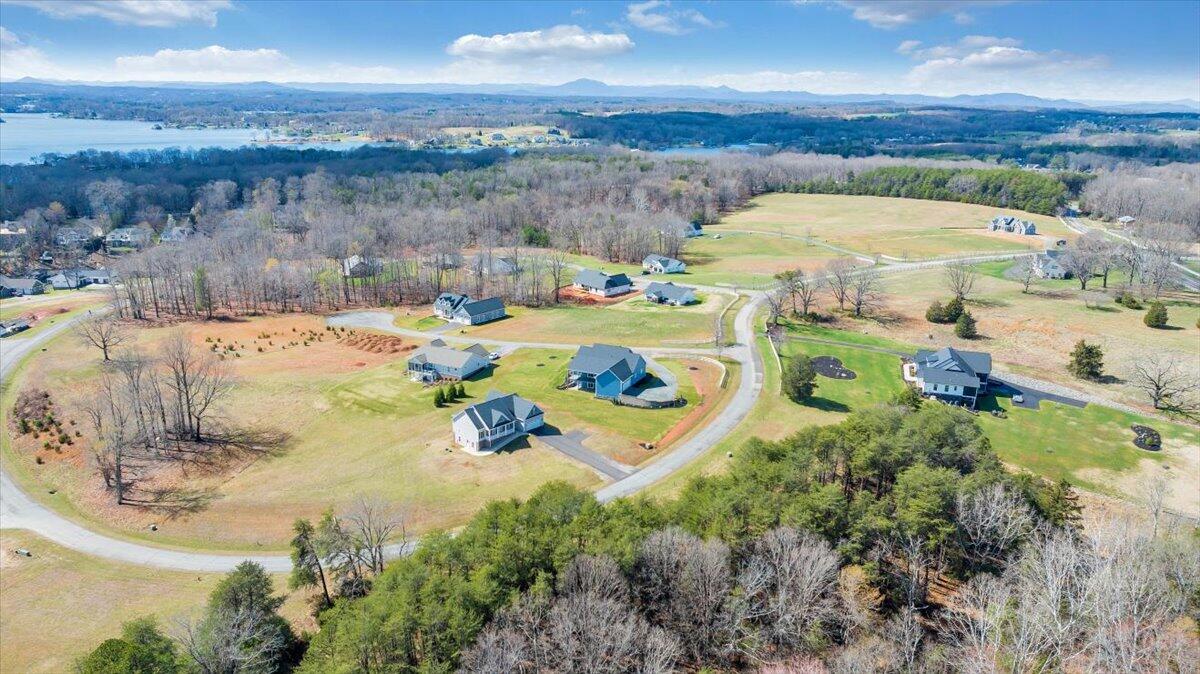27 Smokehouse Road Moneta, VA 24121 - Photo 139 of 144 136-DJI_20260313025114_0350_D