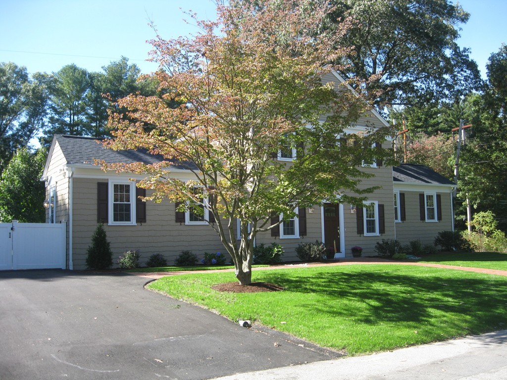 1 Westgate Road Attleboro, MA 02703 - Photo 1 of 30 Gallery Image 1