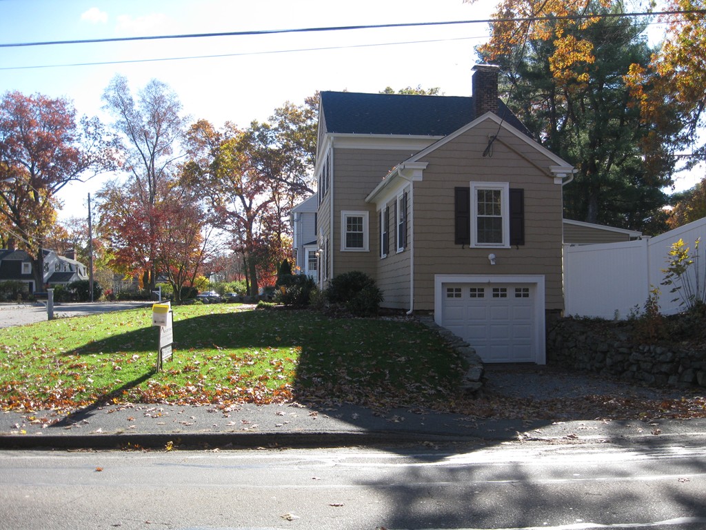 1 Westgate Road Attleboro, MA 02703 - Photo 5 of 30 Gallery Image 5