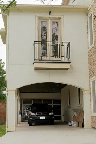 a car parked in front of a building