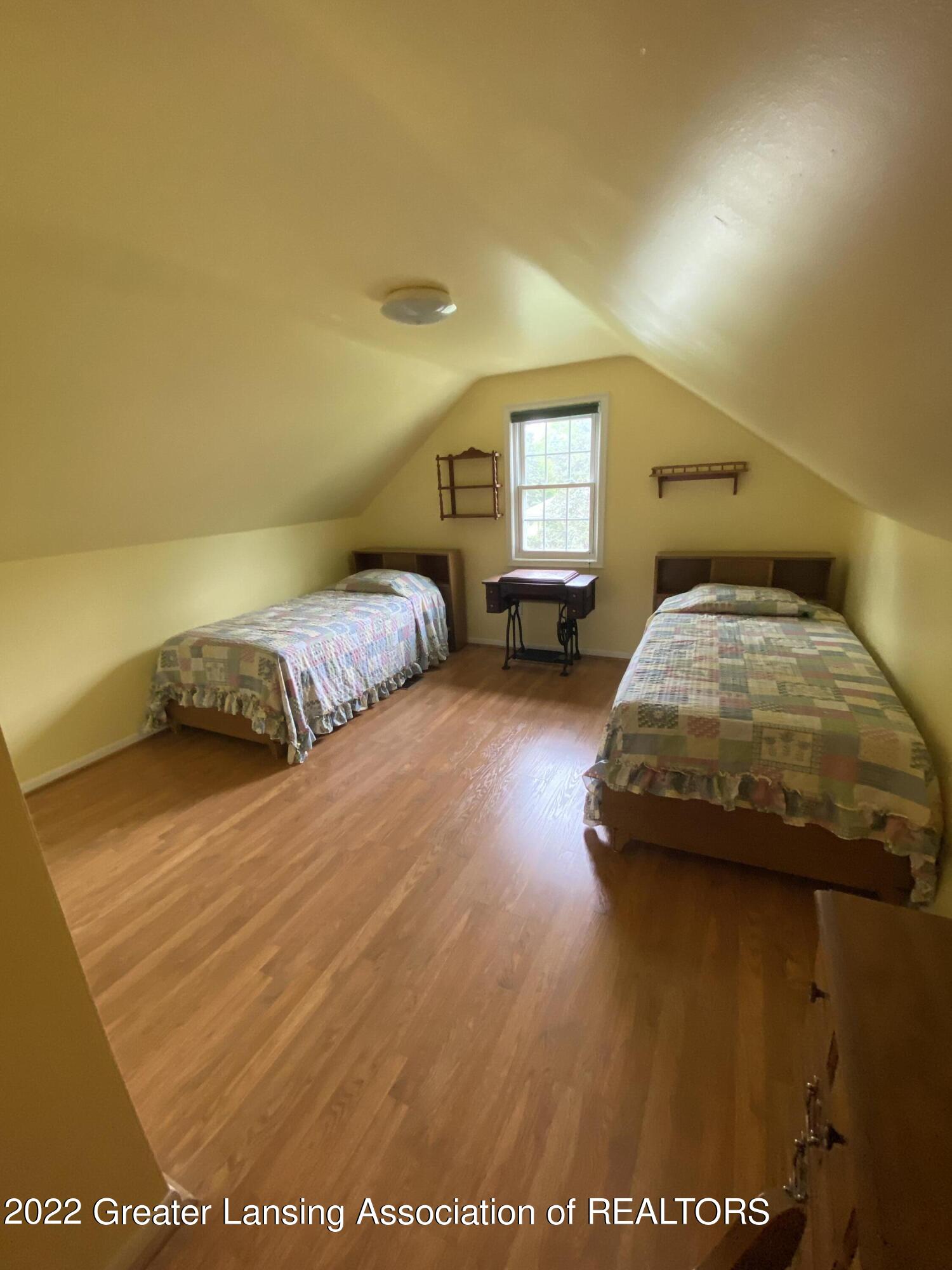 5716 Hilliard Road Lansing, MI 48911 - Photo 17 of 31 bedroom 3a
