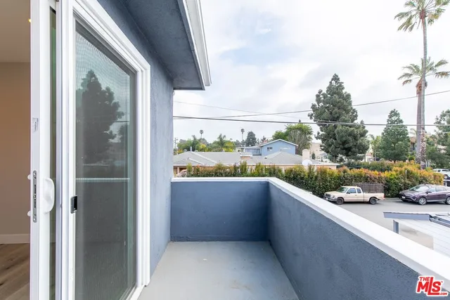 $2,995 | 3872 Bentley Avenue, Unit B, Culver City, CA 90232