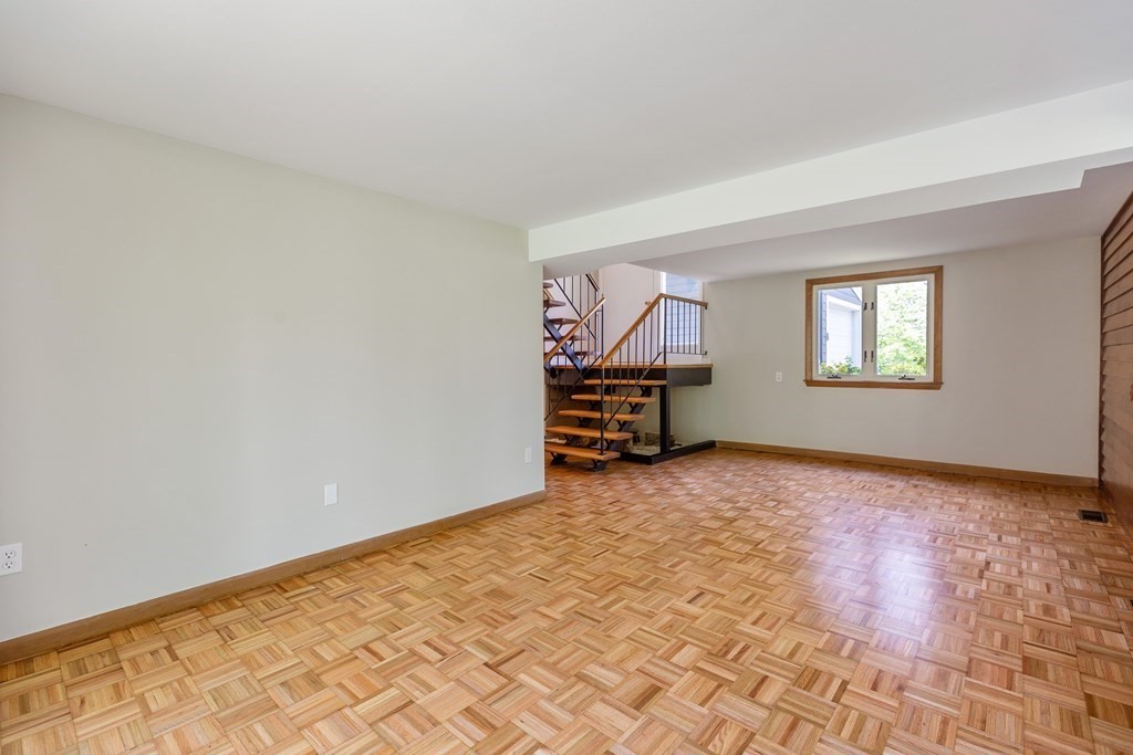 6 Aqueduct Road Wayland, MA 01778 - Photo 14 of 42 Gallery Image 14