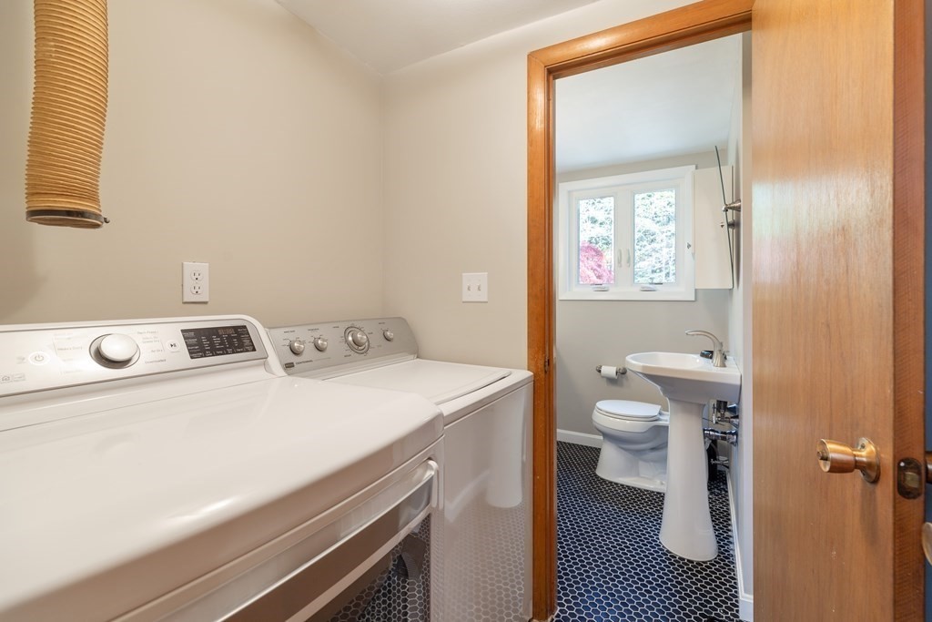 6 Aqueduct Road Wayland, MA 01778 - Photo 30 of 42 Gallery Image 30