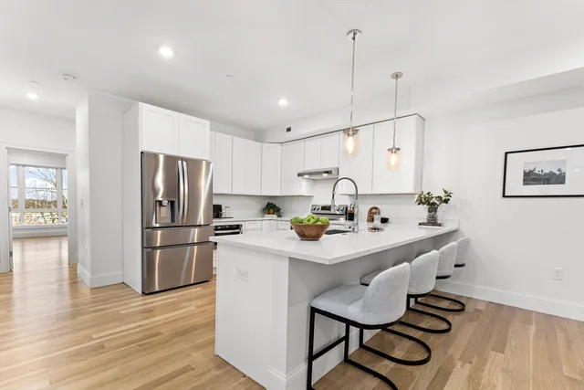 $618,000 | 272 Lincoln Street, Unit 302, Marlborough, MA 01752