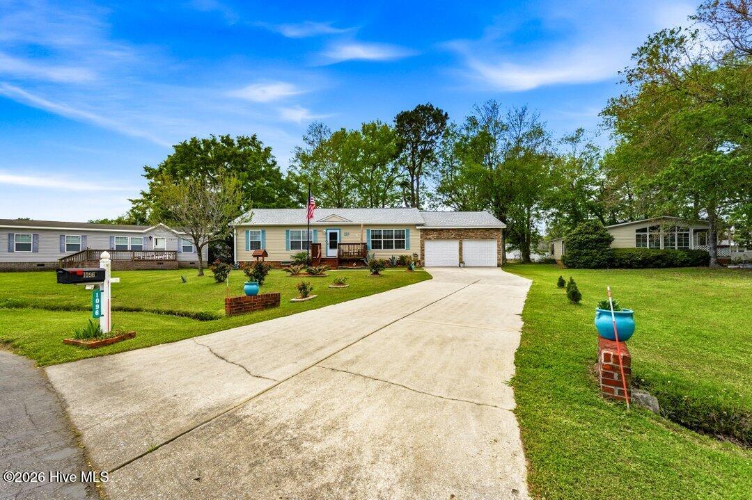 1096 Gull Court Southwest Calabash, NC 28467 - Photo 2 of 30 024-1096GullCourtSouthwest-Calabash-NC-2