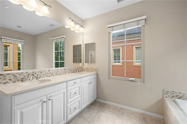 $5,100 | 102 Bianco, Irvine, CA 92618
