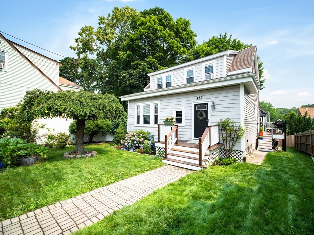 482 Beech Street Boston, MA 02131 - Photo 1 of 36 Gallery Image 1