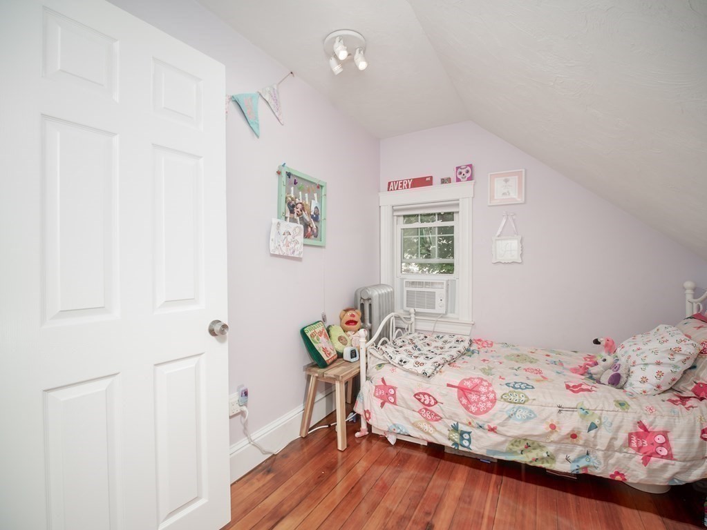 482 Beech Street Boston, MA 02131 - Photo 20 of 36 Gallery Image 20