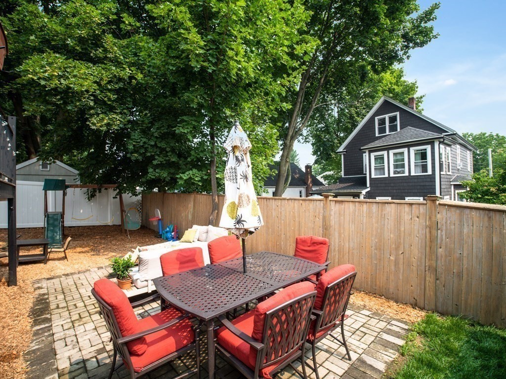 482 Beech Street Boston, MA 02131 - Photo 27 of 36 Gallery Image 27