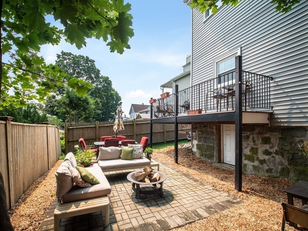 482 Beech Street Boston, MA 02131 - Photo 31 of 36 Gallery Image 31