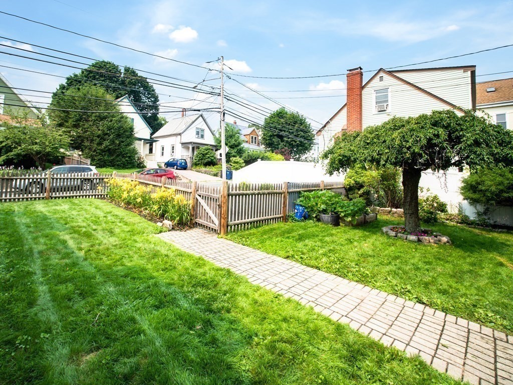 482 Beech Street Boston, MA 02131 - Photo 33 of 36 Gallery Image 33