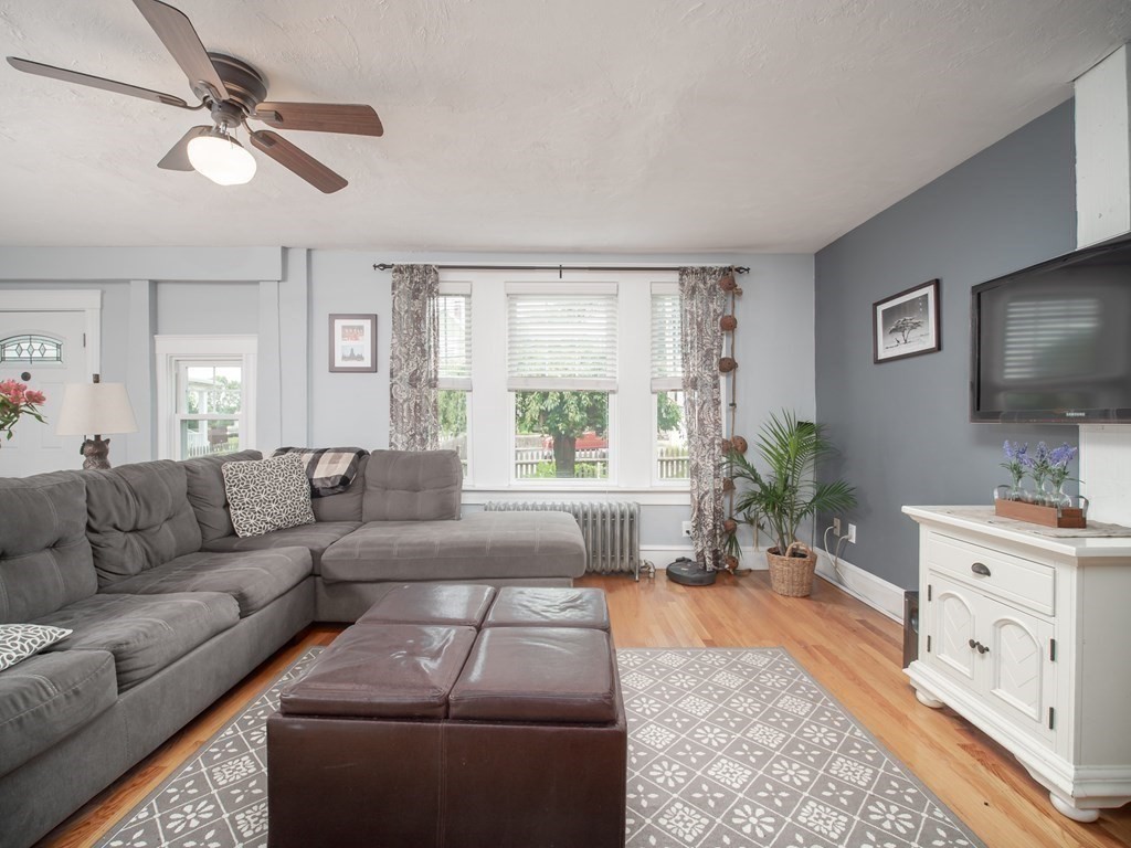482 Beech Street Boston, MA 02131 - Photo 7 of 36 Gallery Image 7