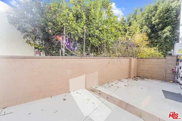 $6,295 | 2017 South Centinela Avenue, Unit B, Santa Monica, CA 90404