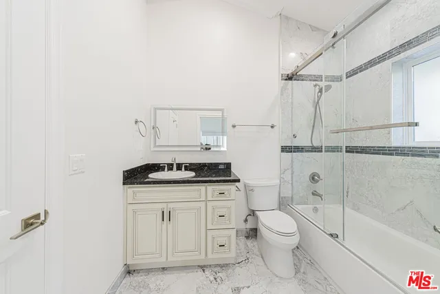 $6,295 | 2017 South Centinela Avenue, Unit B, Santa Monica, CA 90404