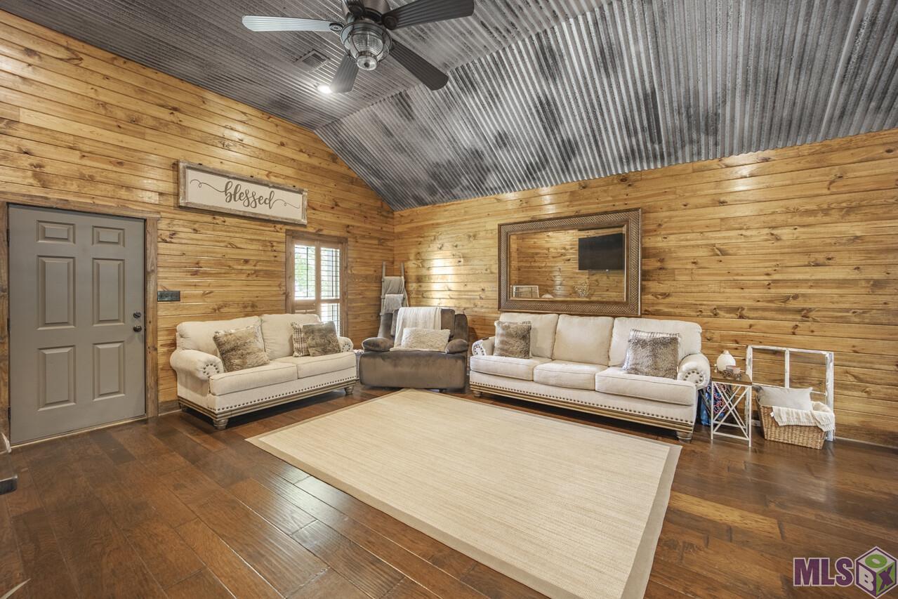30249 Gill Road Albany, LA 70711 - Photo 8 of 26 Gallery Image 8