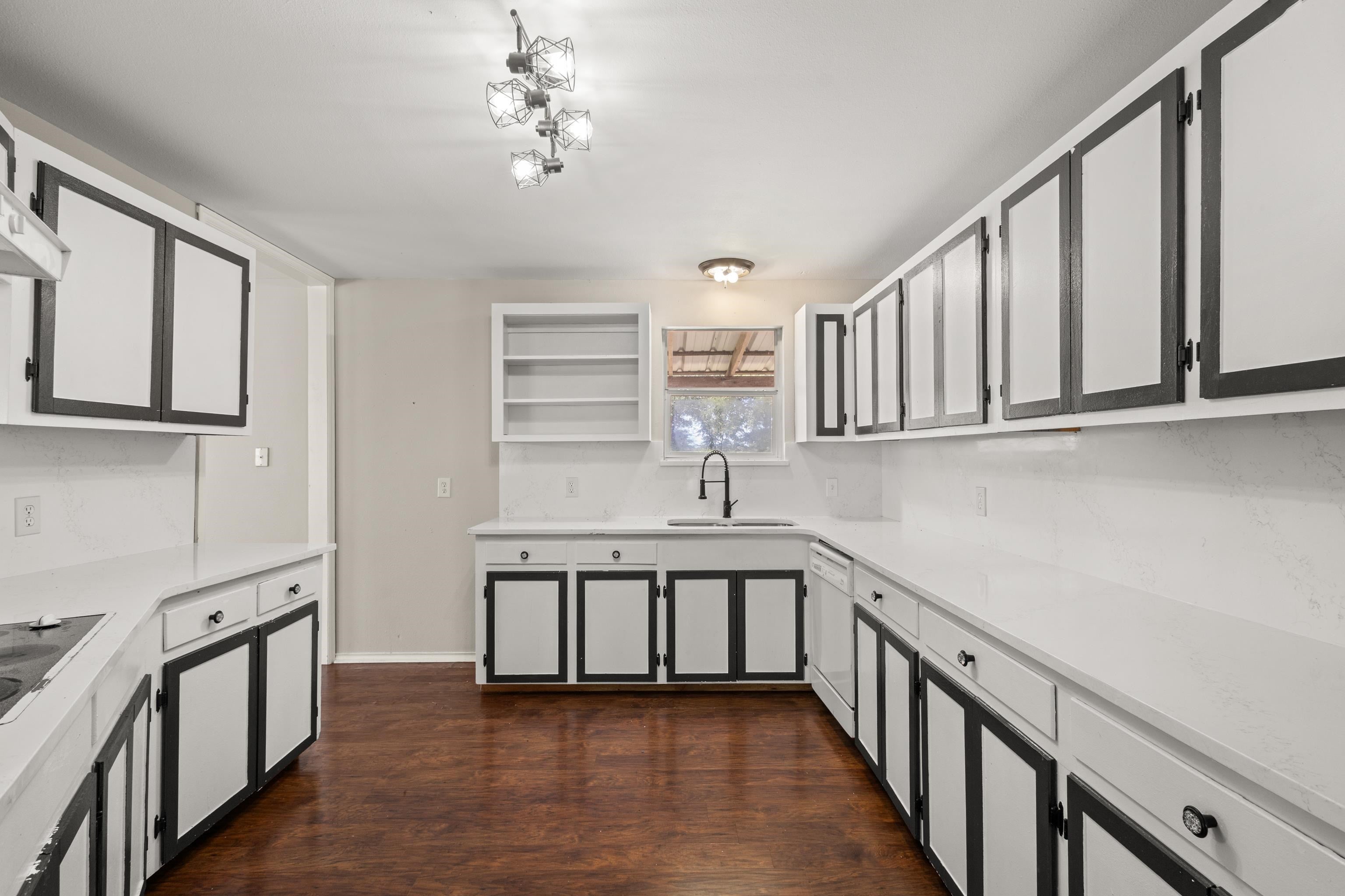 2672 Elk Road Gilmer, TX 75644 - Photo 14 of 25 Gallery Image 14