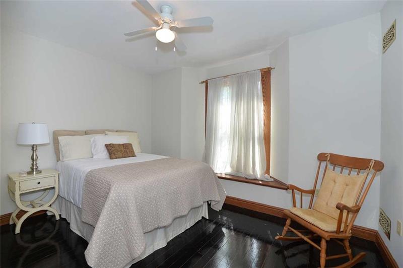 211 Puritan Road Carnegie, PA 15106 - Photo 17 of 25 Gallery Image 17