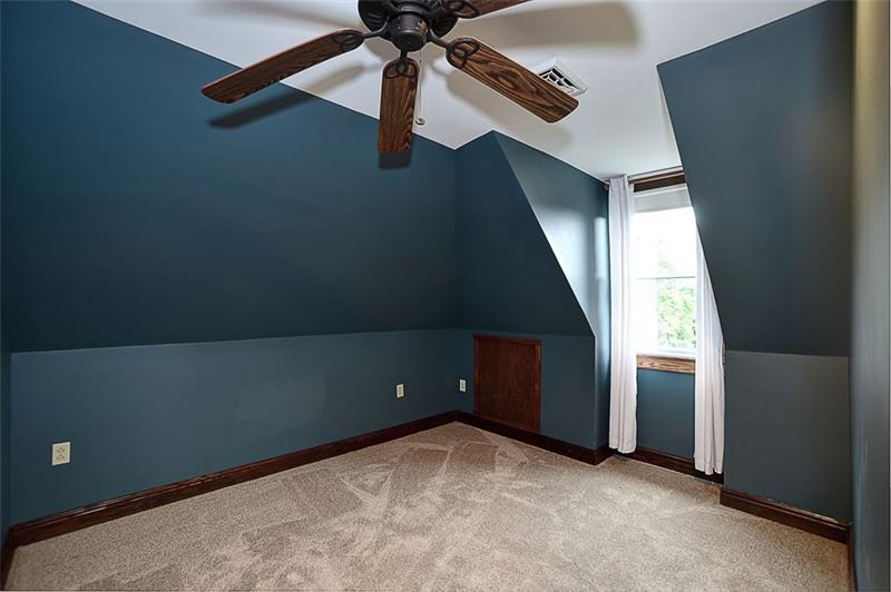 211 Puritan Road Carnegie, PA 15106 - Photo 20 of 25 Gallery Image 20