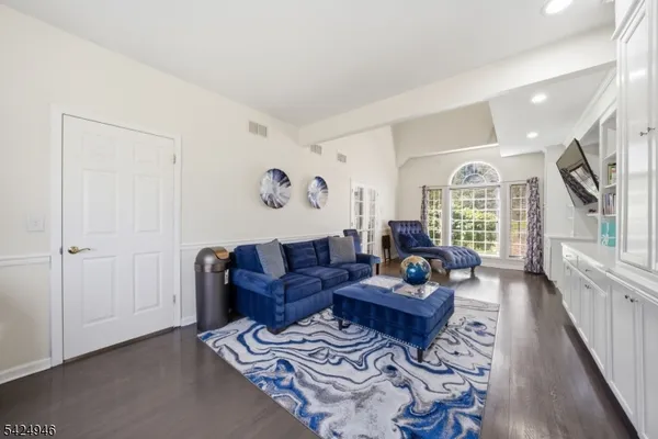 $7,000 | 11 Rosewood Lane, Denville, NJ 07834