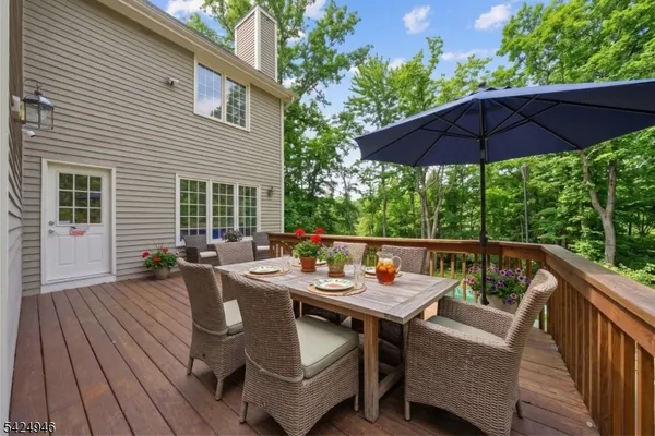 $7,000 | 11 Rosewood Lane, Denville, NJ 07834