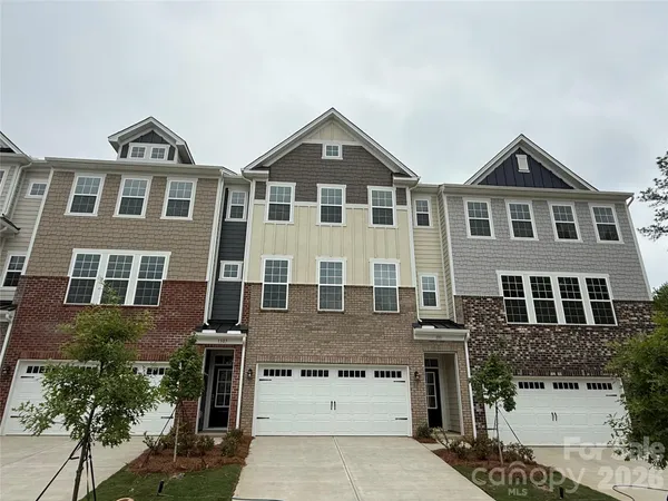 $421,874 | 1315 Mary Jane Avenue, Unit 23, Waxhaw, NC 28173