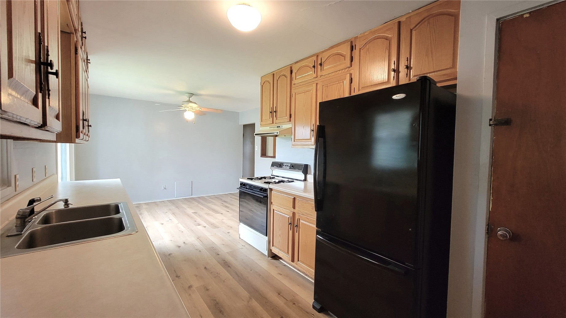 4840 Kesler Road Northwest Cedar Rapids, IA 52405 - Photo 12 of 33 Gallery Image 12
