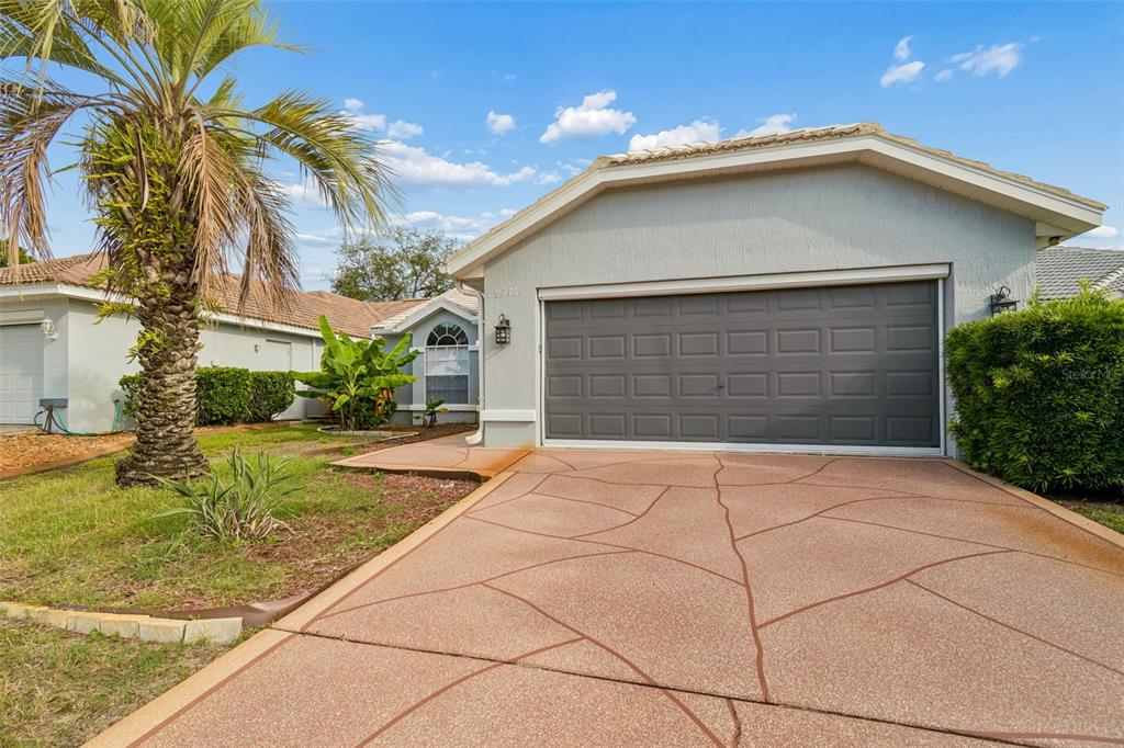 9376 French Quarters Circle Weeki Wachee, FL 34613 - Photo 4 of 87