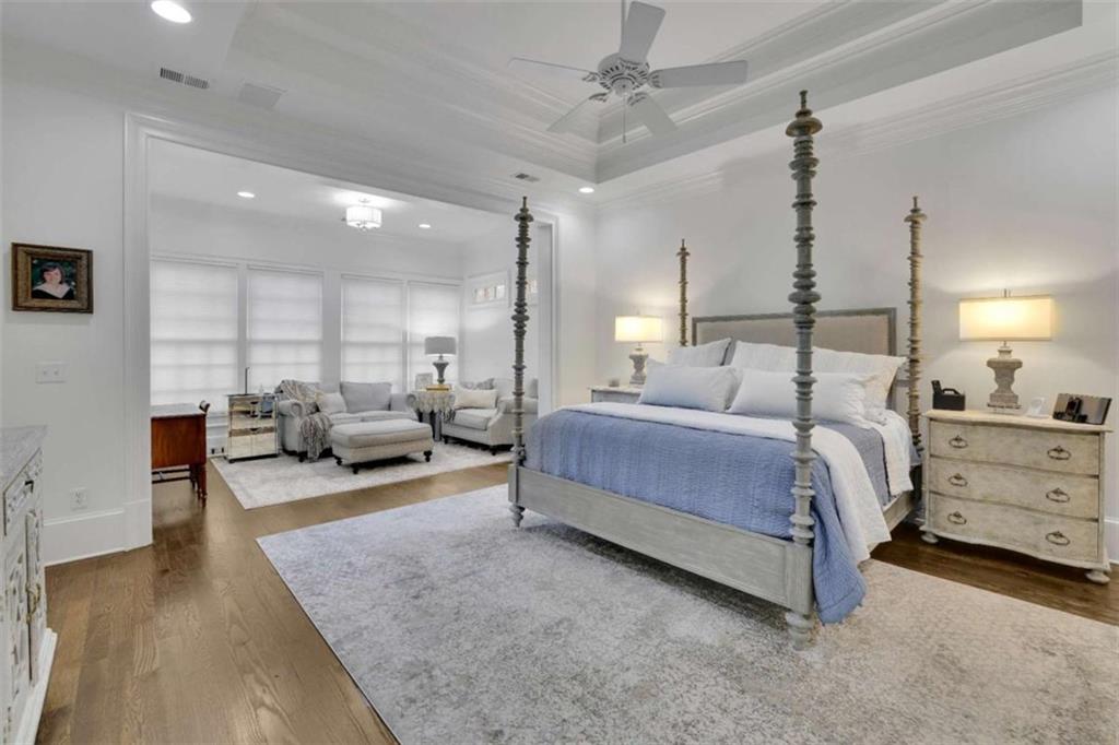 4084 Peachtree Dunwoody Road Atlanta, GA 30342 - Photo 22 of 47