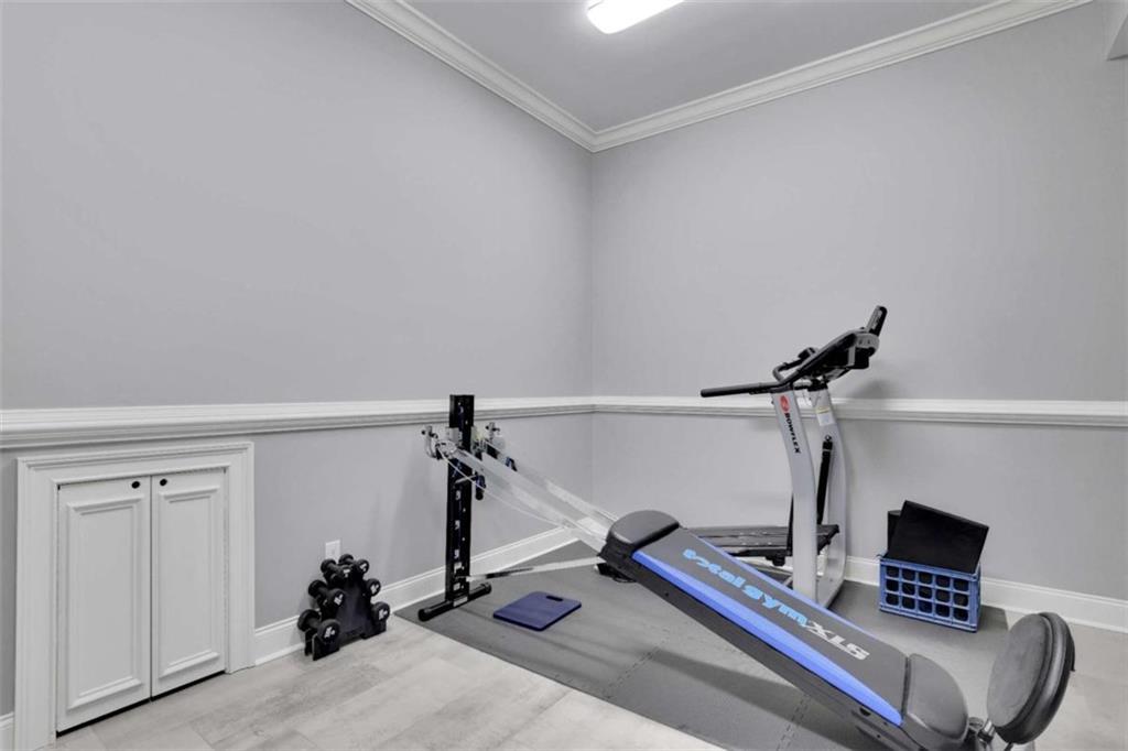 4084 Peachtree Dunwoody Road Atlanta, GA 30342 - Photo 34 of 47