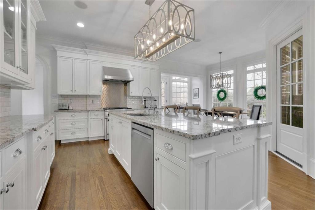 4084 Peachtree Dunwoody Road Atlanta, GA 30342 - Photo 6 of 47