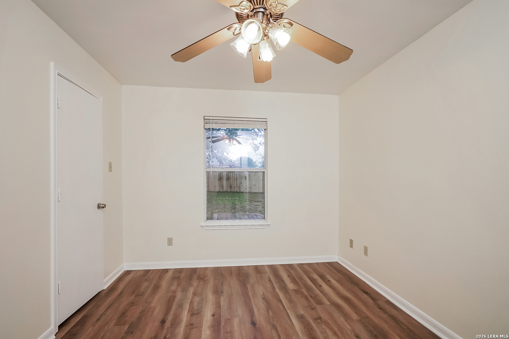 113 Ocotillo Jourdanton, TX 78026 - Photo 9 of 15