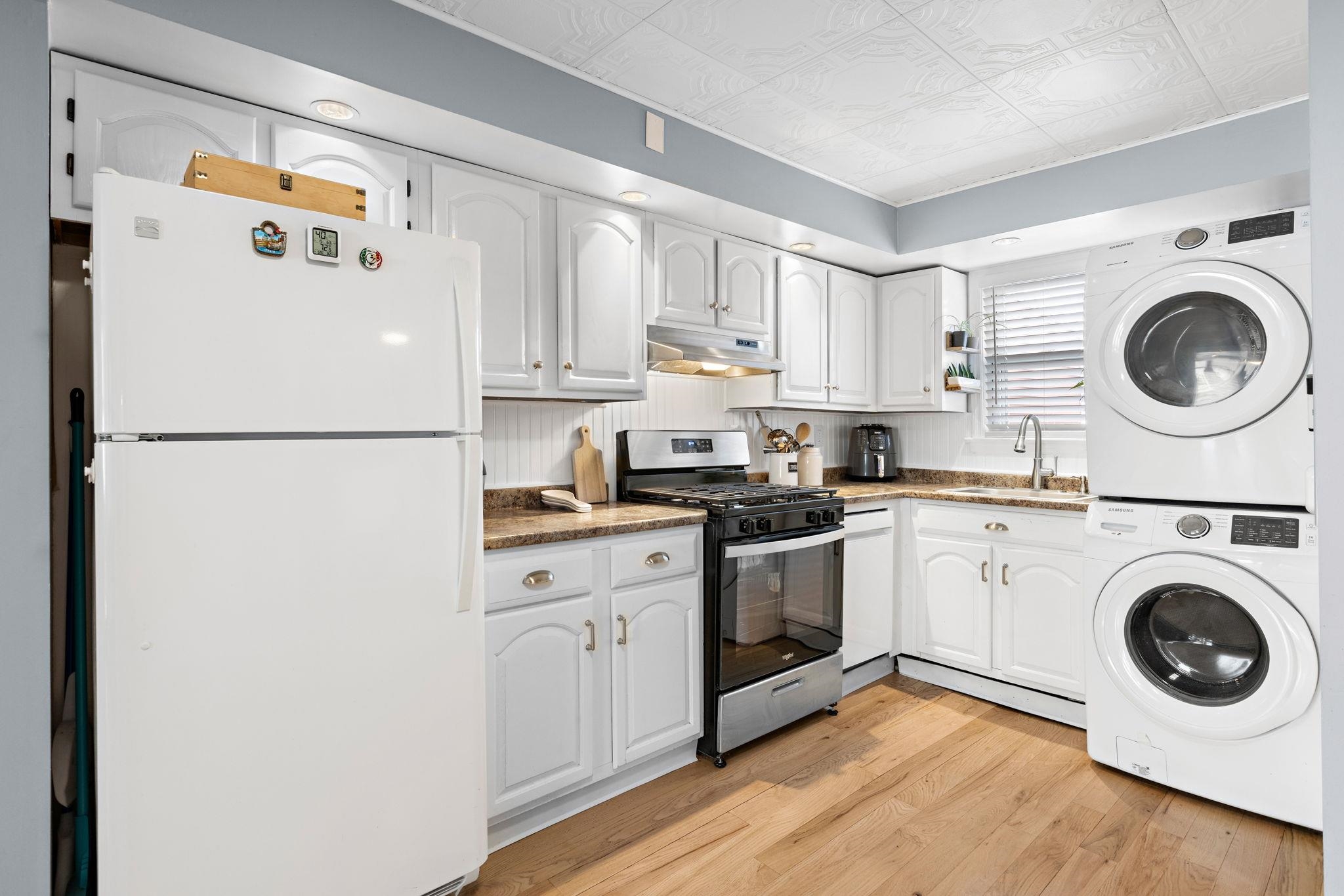 210 Adams Street, Unit 3 Hoboken, NJ 07030 - Photo 8 of 13