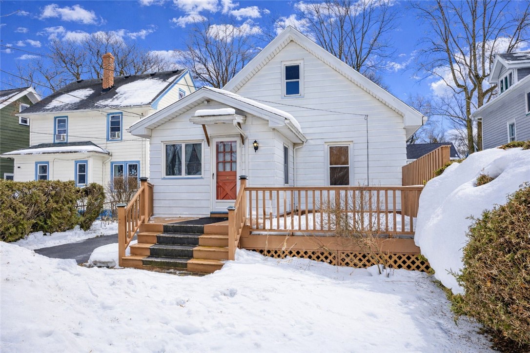 138 Wilsonia Road Rochester, NY 14609 - Photo 2 of 33