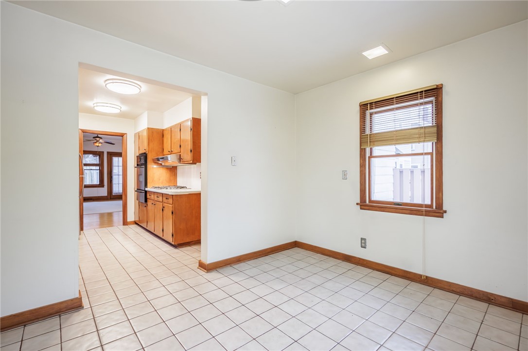 138 Wilsonia Road Rochester, NY 14609 - Photo 23 of 33 BREAKFAST ROOM