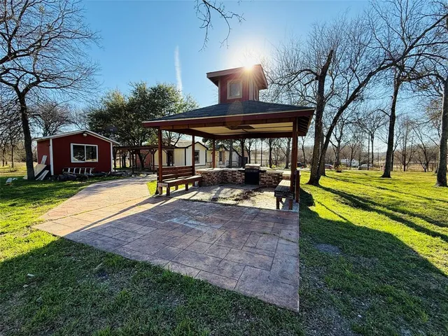 $480,000 | 529 Northwest Private Road 147, Rice, TX 75155