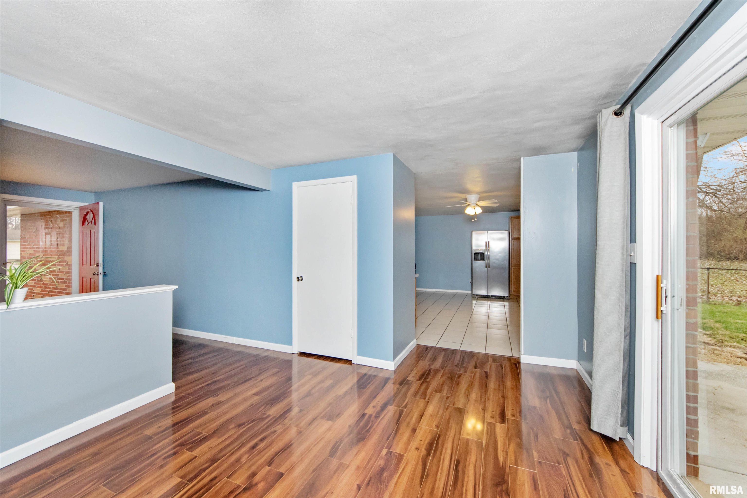 1806 Springfield Road East Peoria, IL 61611 - Photo 14 of 40 Gallery Image 14