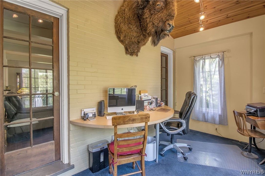 110 Beard Avenue Buffalo, NY 14214 - Photo 34 of 50