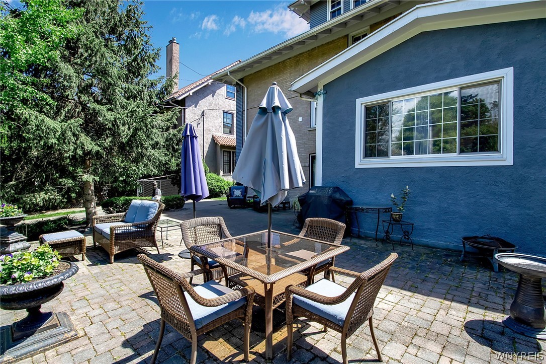 110 Beard Avenue Buffalo, NY 14214 - Photo 10 of 50