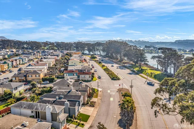 $1,695,000 | 311 Lakeshore Drive, San Francisco, CA 94132