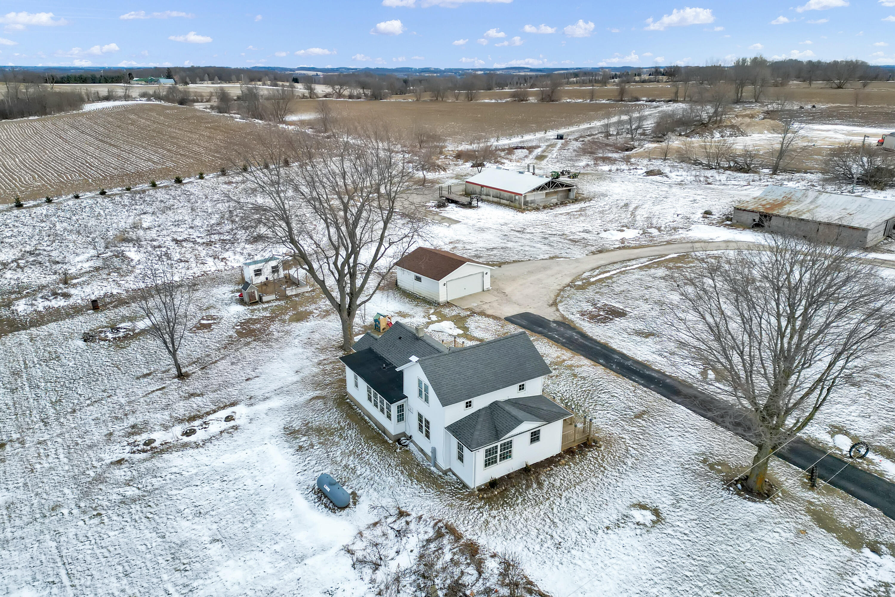 N3429 Highview Road Lyndon, WI 53011 - Photo 2 of 22 Welcome to your Countryside retreat!