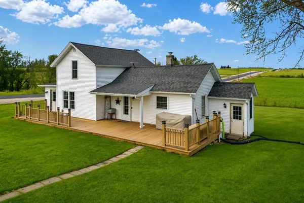 $414,900 | N3429 Highview Road, Lyndon, WI 53011