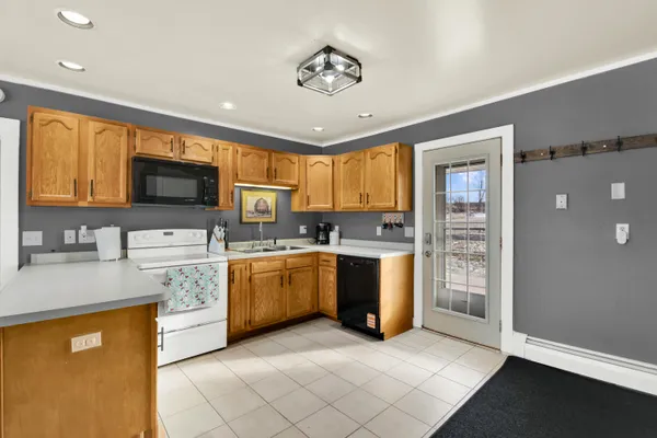 $419,900 | N3429 Highview Road, Lyndon, WI 53011