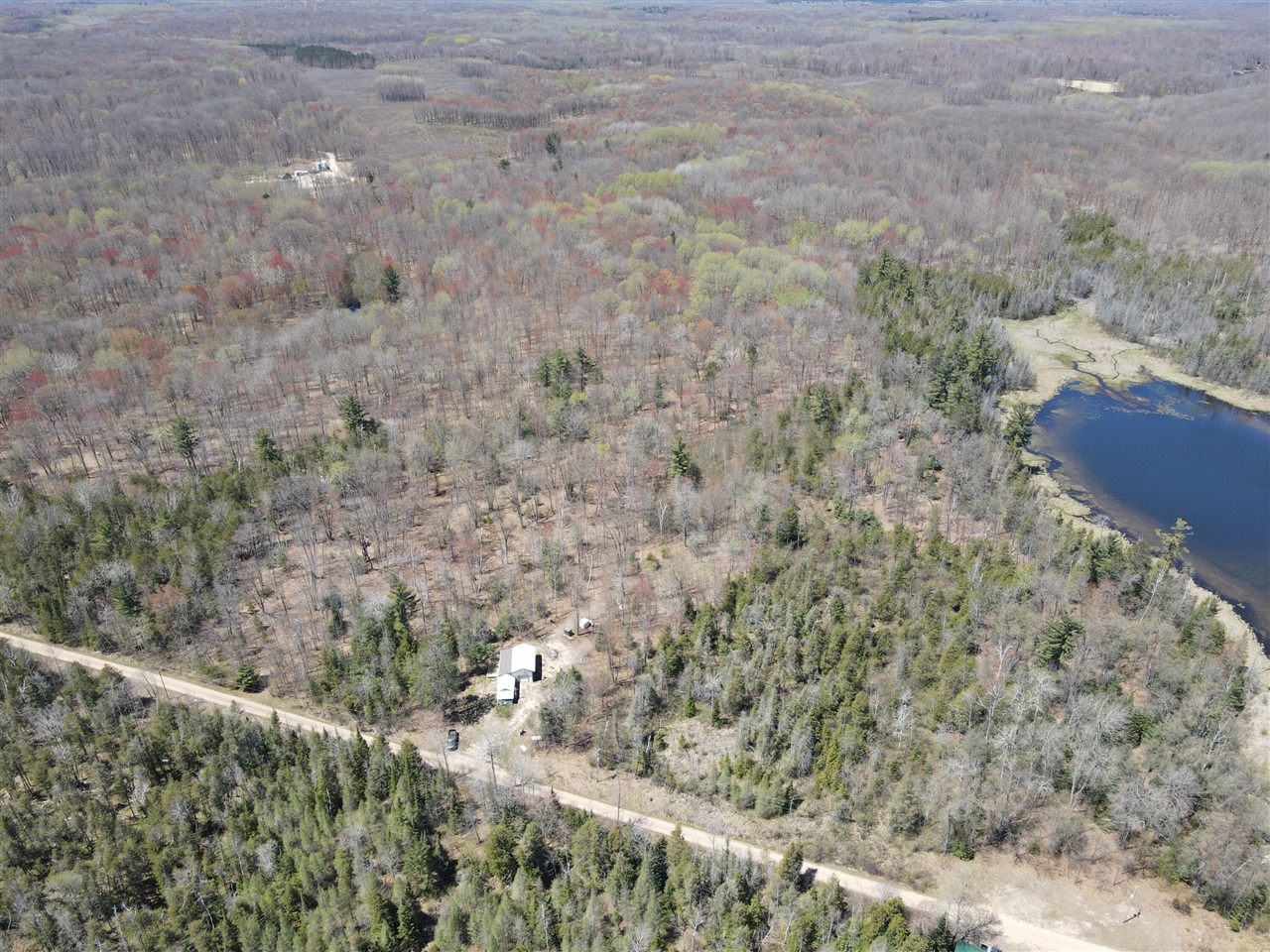 11401 Little George Lake Road Gladwin, MI 48624 - Photo 9 of 72