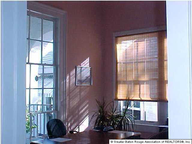 628 St Louis Street Baton Rouge, LA 70802 - Photo 4 of 9 Gallery Image 4