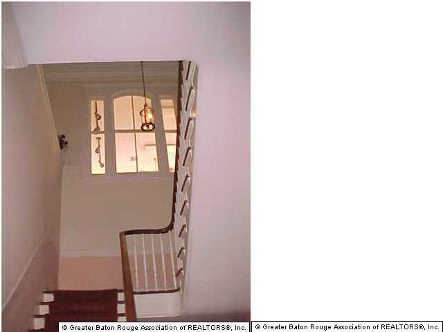 628 St Louis Street Baton Rouge, LA 70802 - Photo 5 of 9 Gallery Image 5