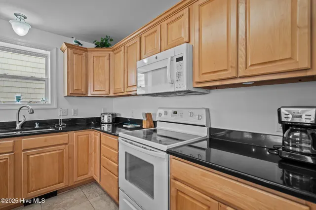 $1,100,000 | 1101 Fort Fisher Boulevard North, Unit 3 & 4, Kure Beach, NC 28428