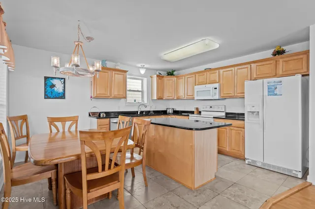 $1,100,000 | 1101 Fort Fisher Boulevard North, Unit 3 & 4, Kure Beach, NC 28428