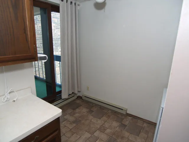 $114,900 | 9002 West Lisbon Avenue, Unit 208, Milwaukee, WI 53222