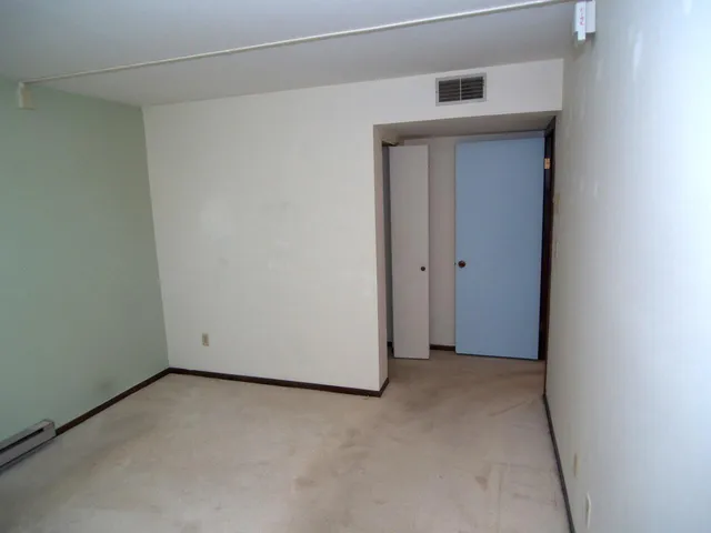 $114,900 | 9002 West Lisbon Avenue, Unit 208, Milwaukee, WI 53222